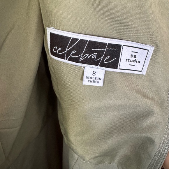 Celebrate DB studio size 8 eucalyptus green bridesmaid dress flutter sleeve - Picture 3 of 3